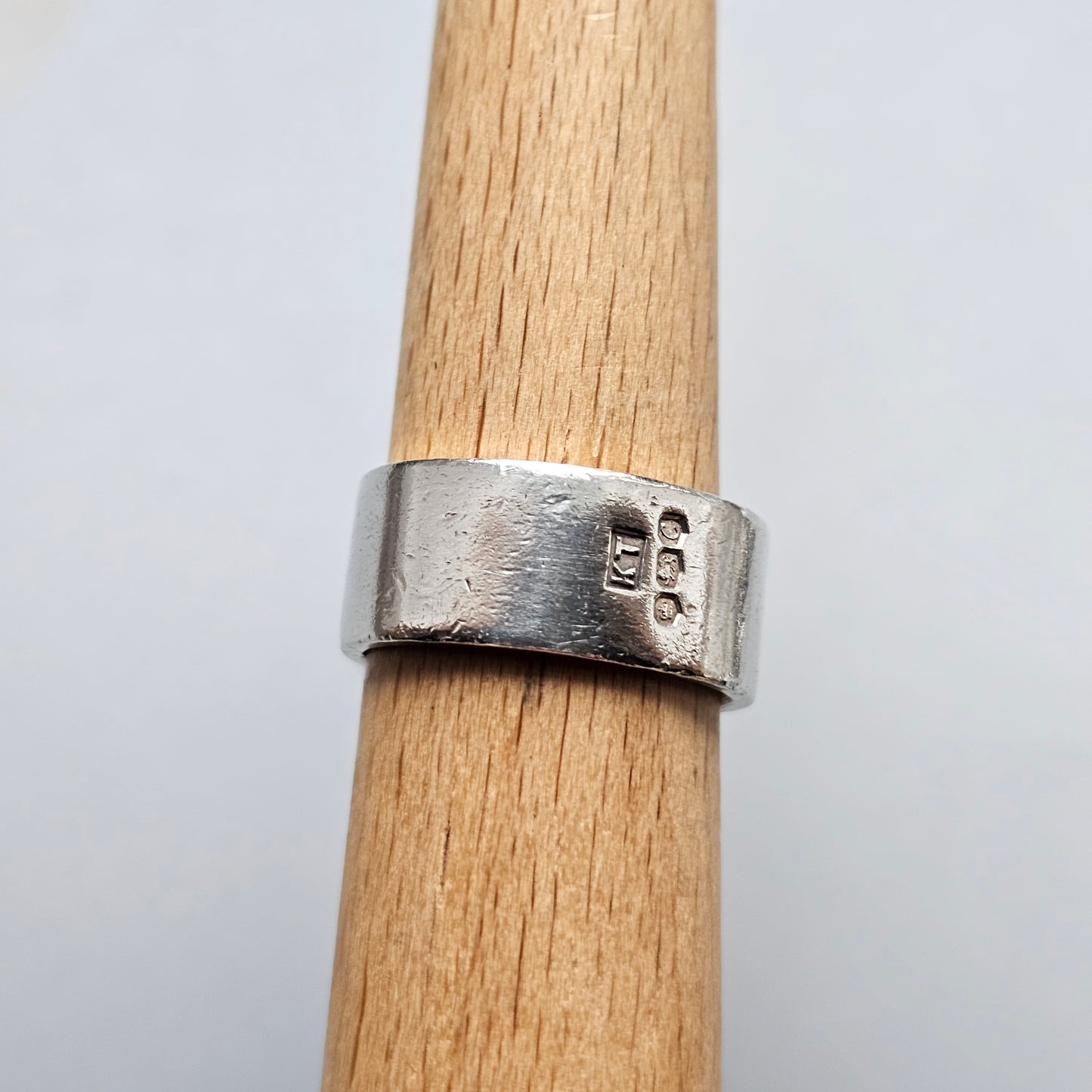 Vintage 1970s British Brutalist Style Sterling Silver Ring By Keith Tyssen 1970