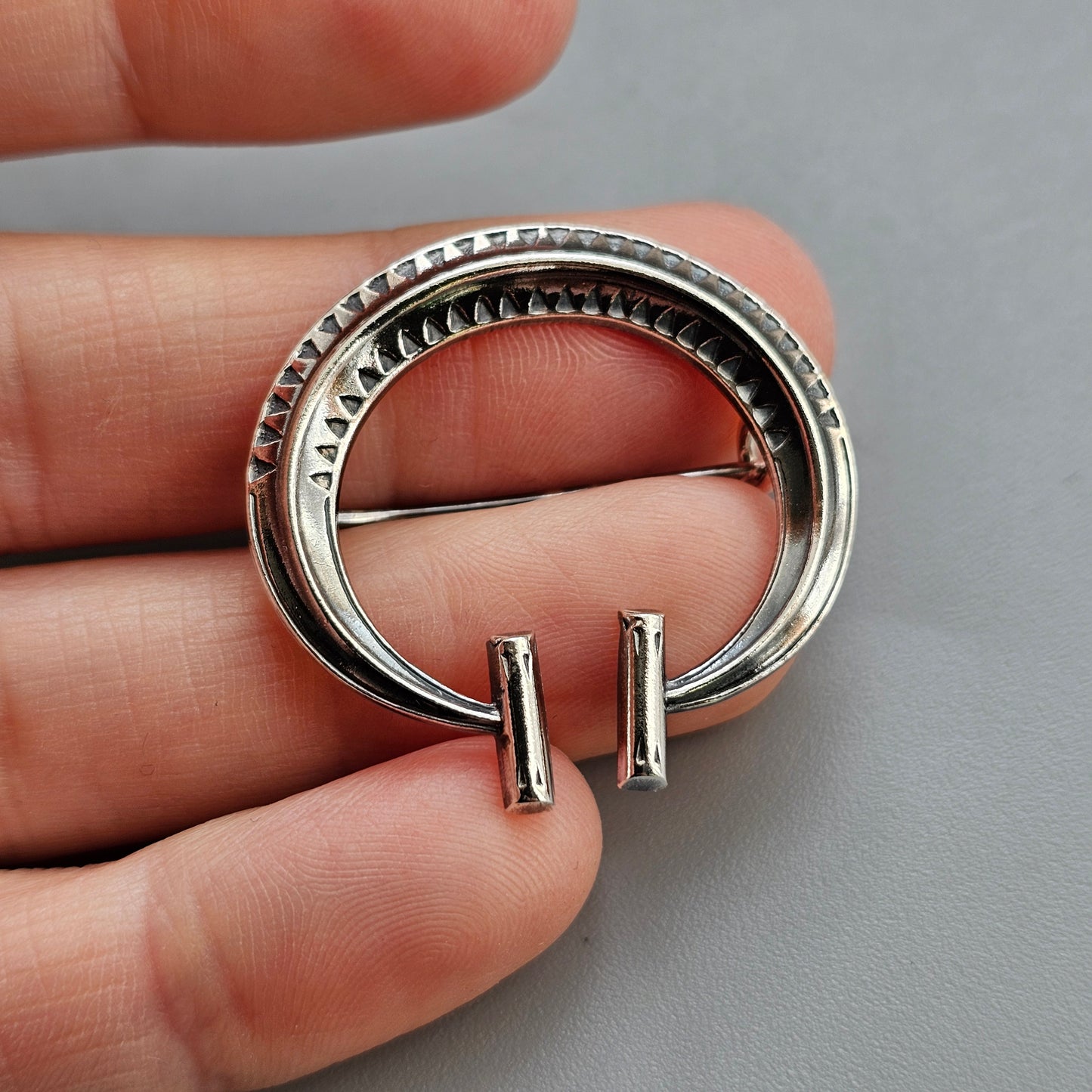 Vintage 1960s Finnish Kalevala Koru Sterling Silver Middle Ages style Brooch 1965