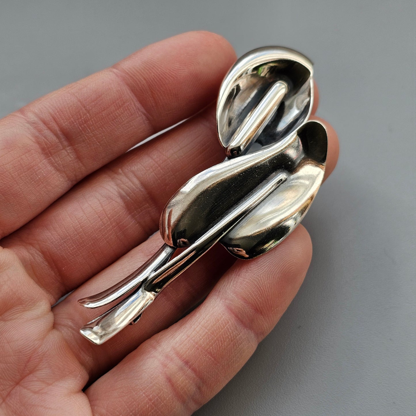 Finnish Modernist 1960s Silver Peace Lily Flower Brooch by Elis Kauppi Kupittaan Kulta