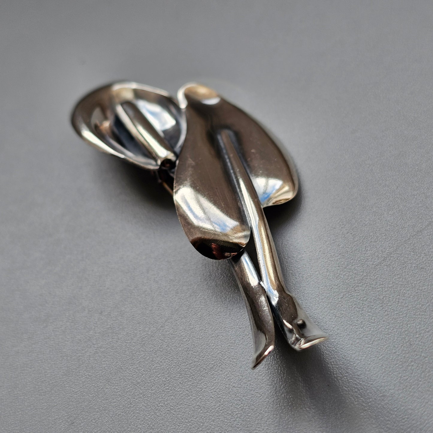 Finnish Modernist 1960s Silver Peace Lily Flower Brooch by Elis Kauppi Kupittaan Kulta
