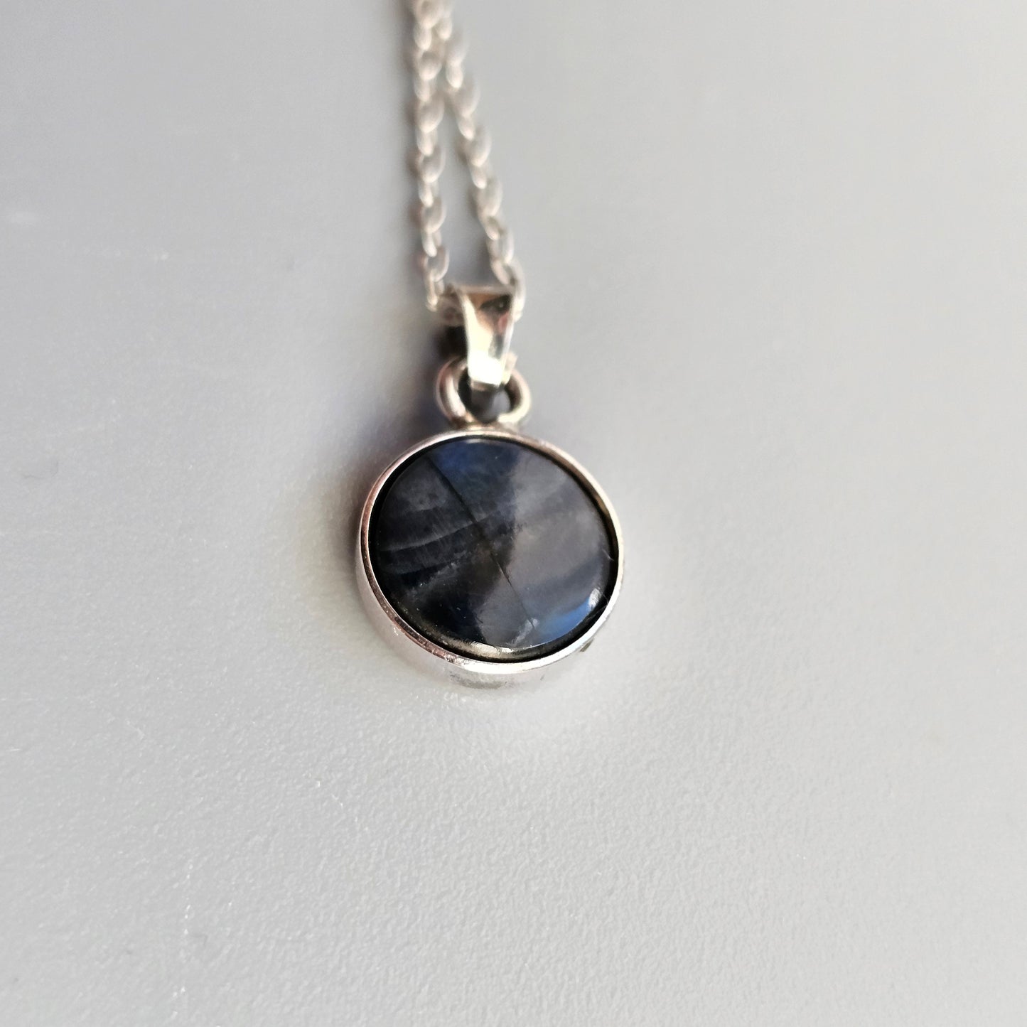Small Finnish Sterling Silver & Round Spectrolite Necklace