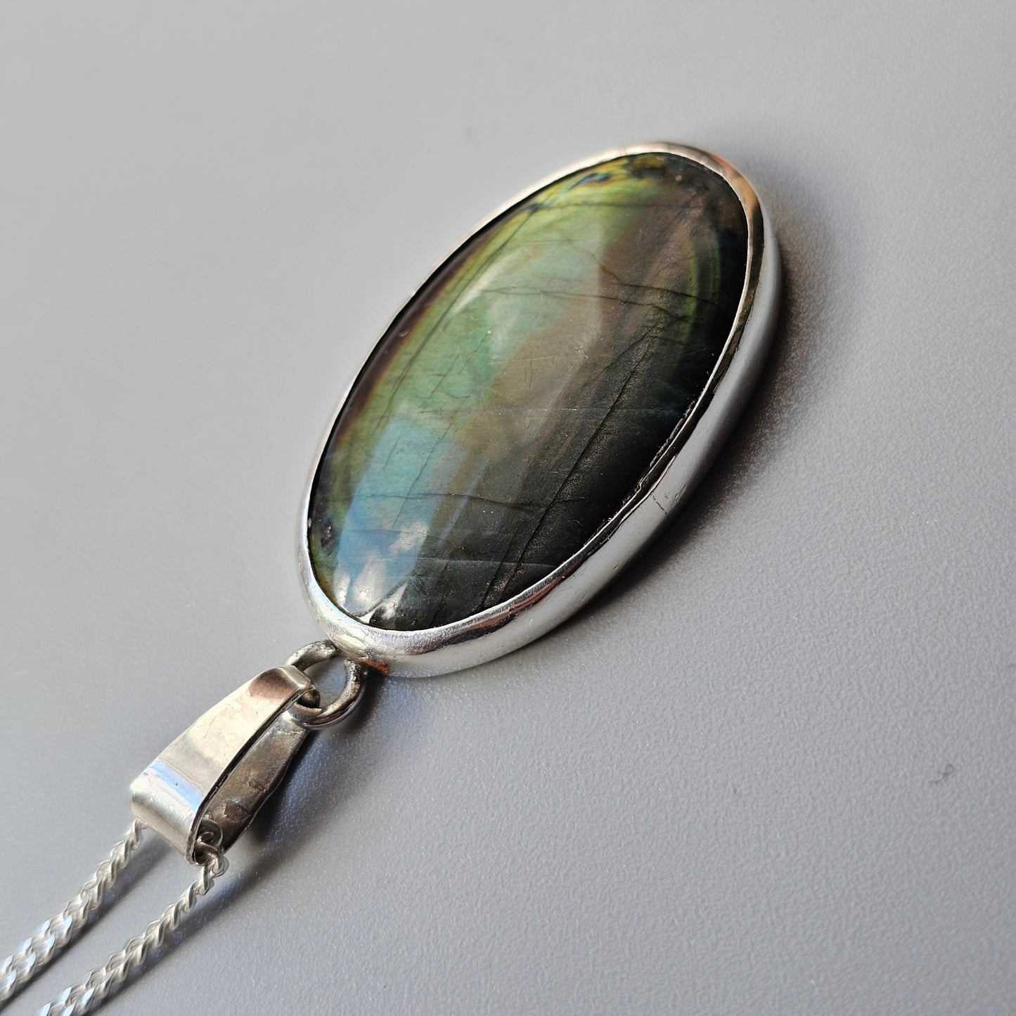 Oval Sterling Silver & Labradorite Necklace Pendant