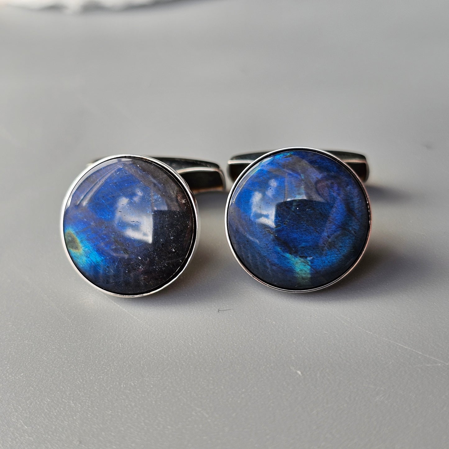 Vintage 1980s Round Sterling Silver & Spectrolite Cufflinks 1987