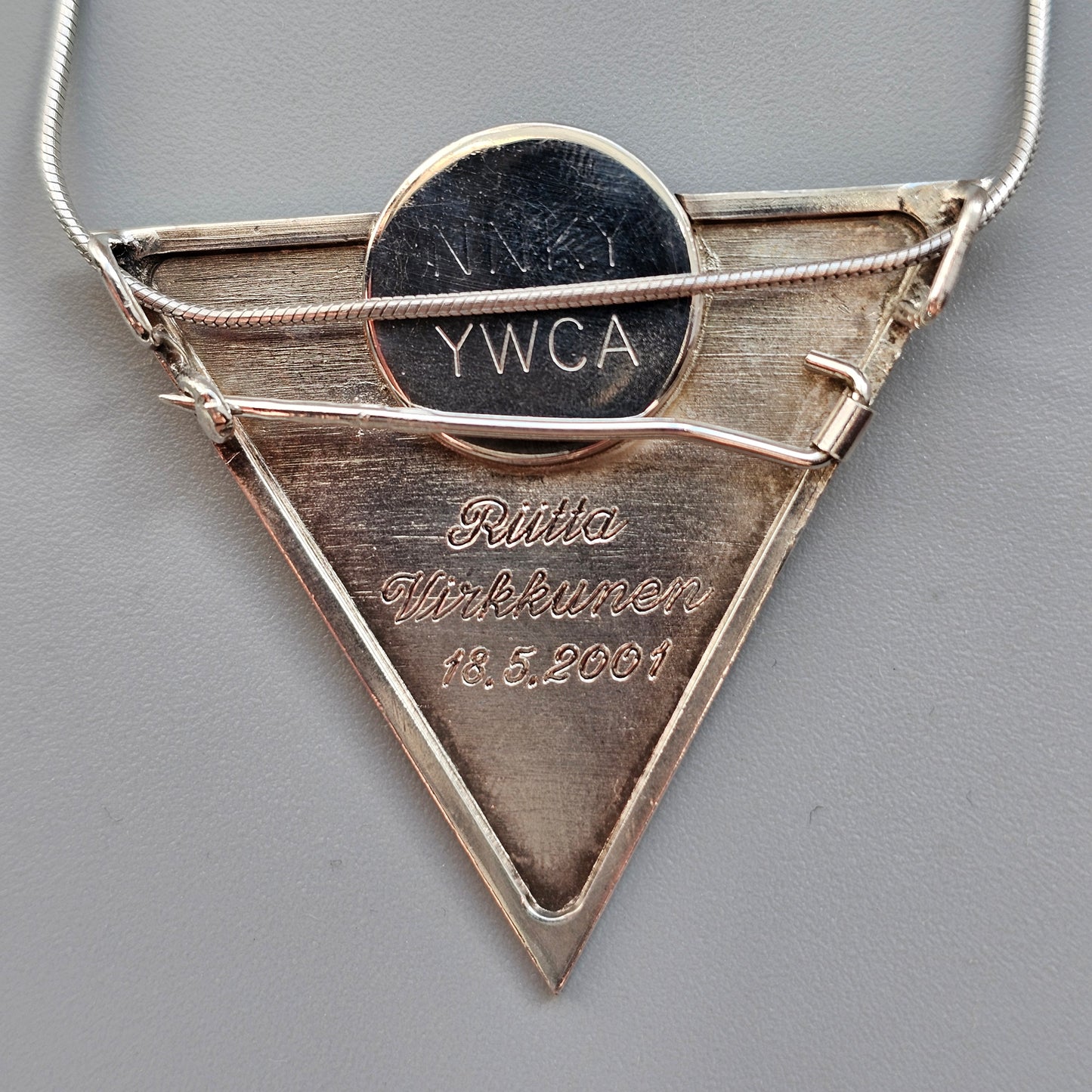 Vintage 1990s Triangular Sterling Silver & Spectrolite Necklace Pendant / Brooch 1991