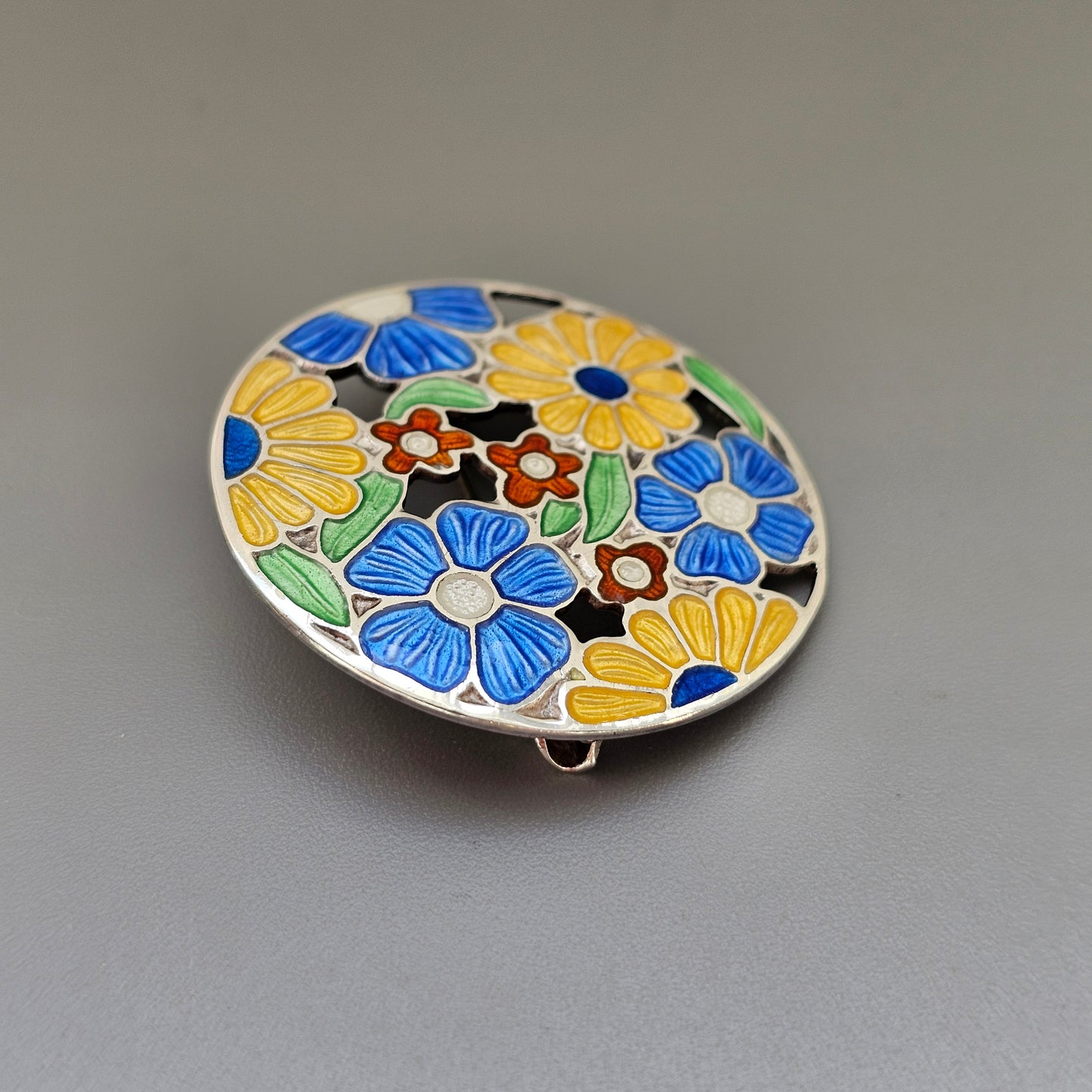 Vintage 1940s Sterling Silver & Enamel Flower Brooch