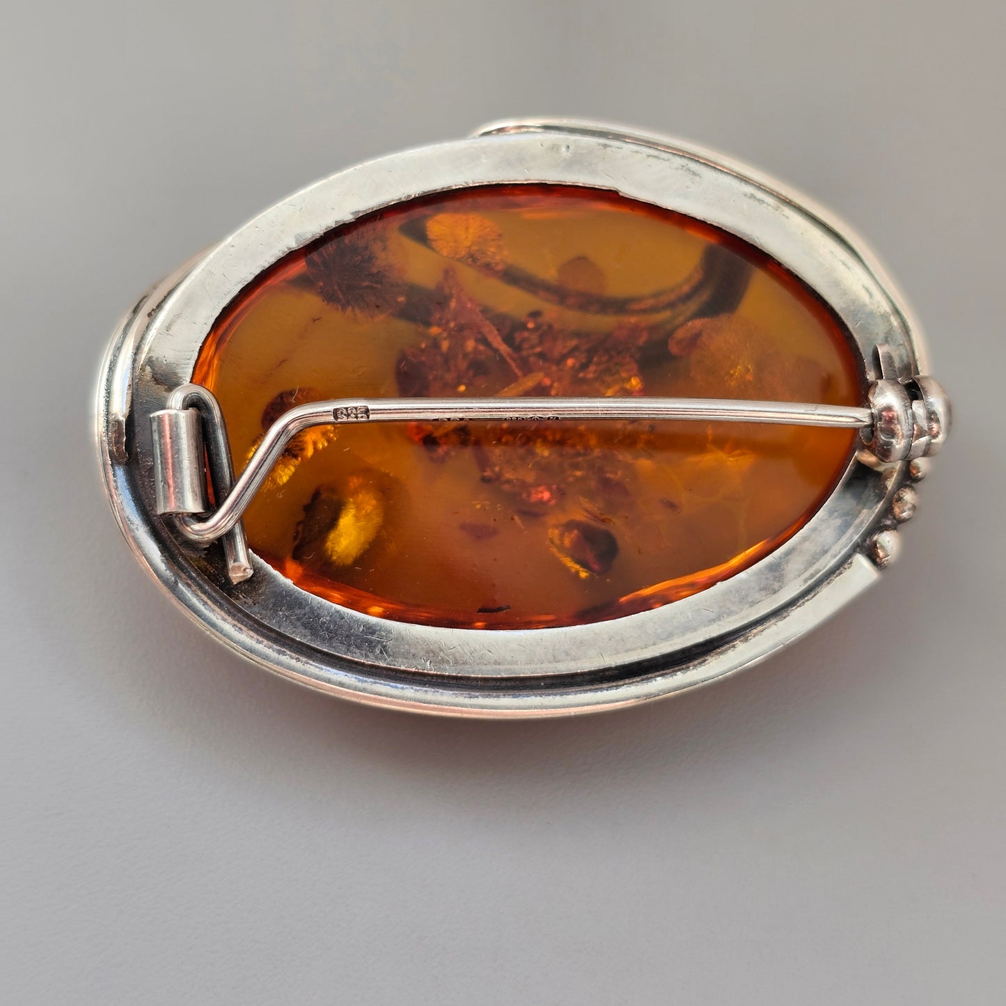 Vintage 1990s Sterling Silver & Baltic Amber Brooch 1994