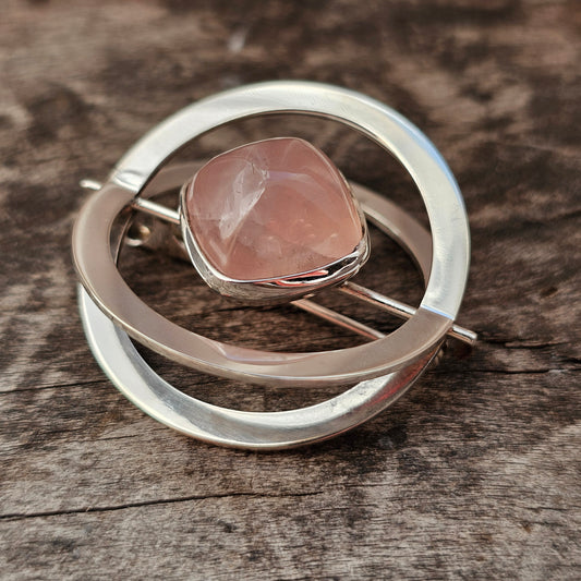 1960s Finnish Modernist Silver & Rose Quartz Brooch by Elis Kauppi & Kupittaan Kulta 1961