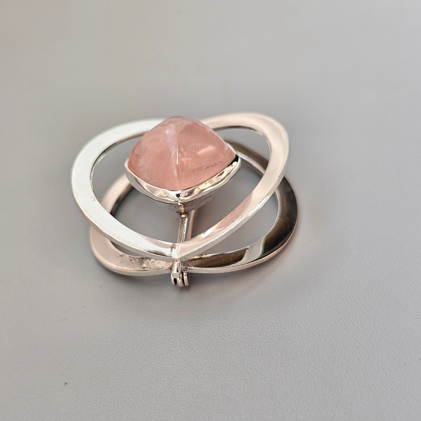 1960s Finnish Modernist Silver & Rose Quartz Brooch by Elis Kauppi & Kupittaan Kulta 1961