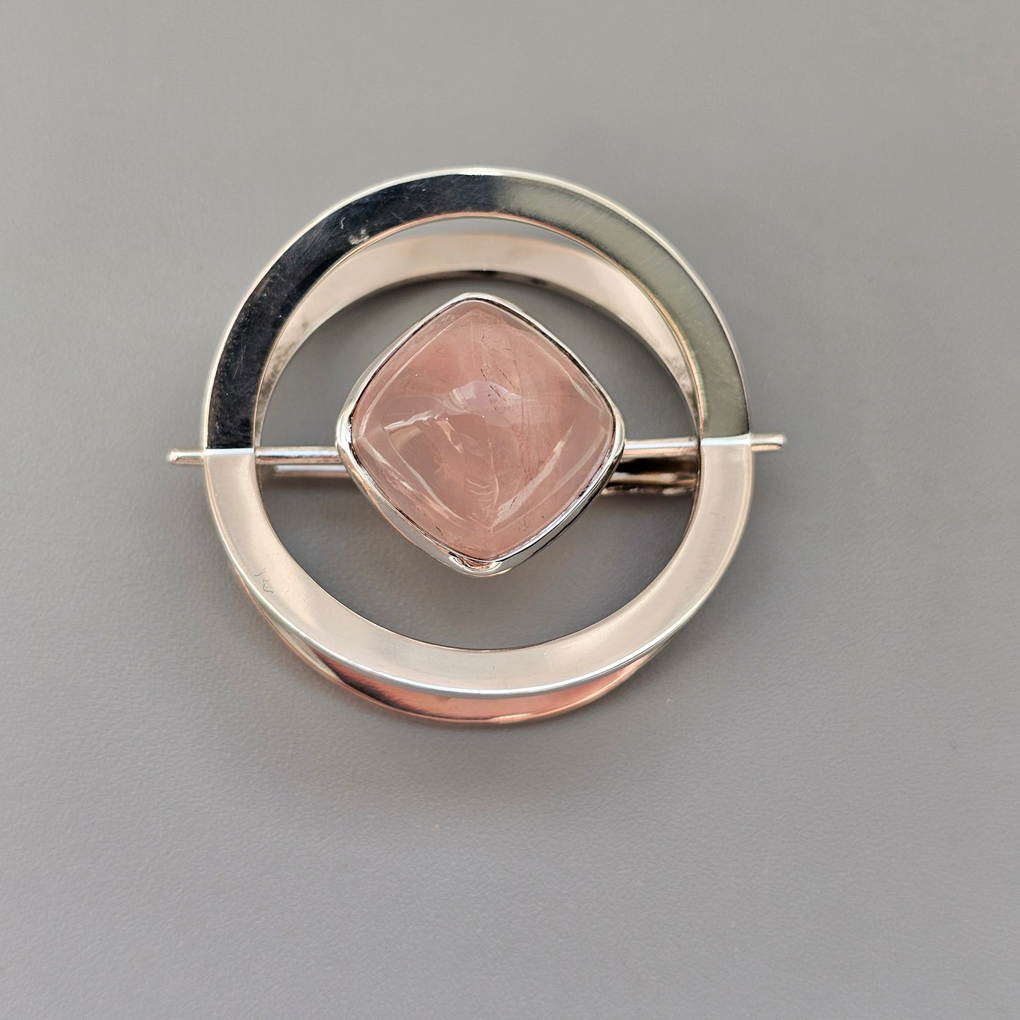 1960s Finnish Modernist Silver & Rose Quartz Brooch by Elis Kauppi & Kupittaan Kulta 1961