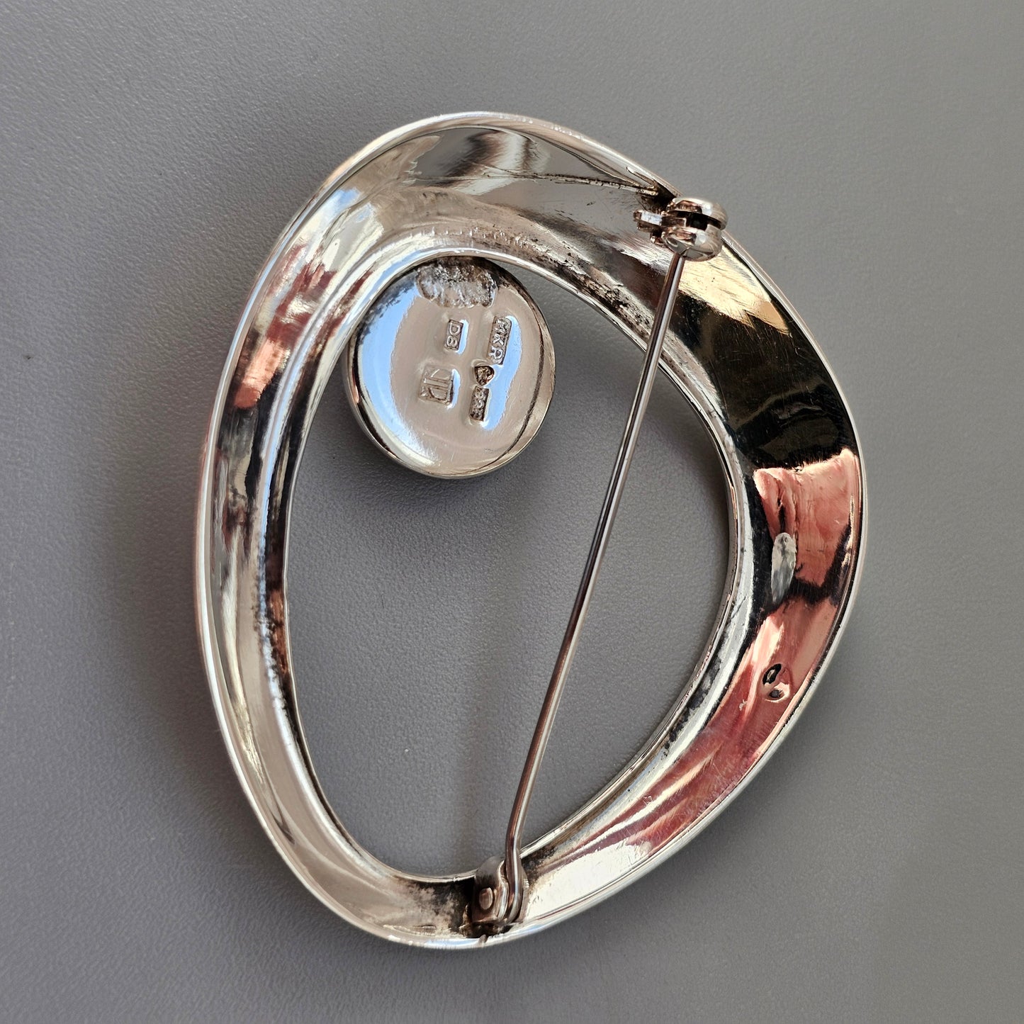 Vintage 1980s Modernist Sterling Silver & Spectrolite Brooch by Kaunis Koru