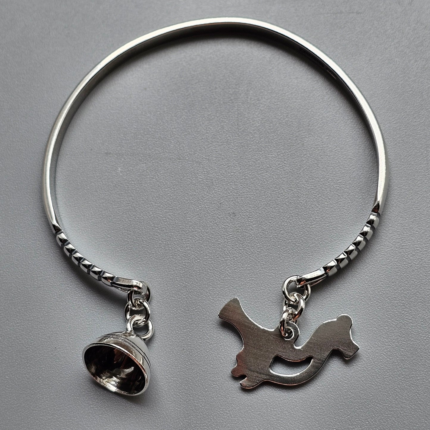 Vintage Kalevala Koru Lintunen Viking-Inspired Sterling Silver Torque Bangle 1996