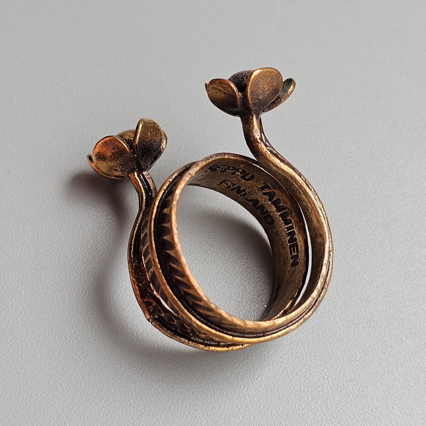 Vintage Modernist 70s Finnish Bronze Flowers Ring by Seppo Tamminen