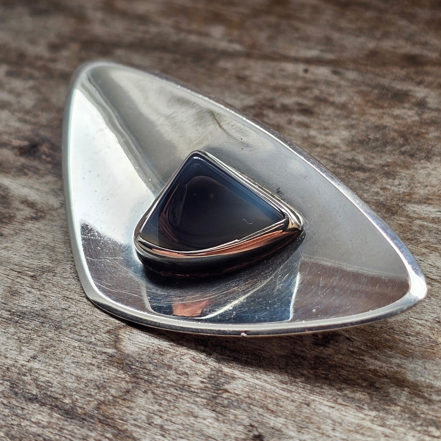 Vintage 1960s Modernist Finnish Silver & Banded Agate Brooch by Santtu Kiviharju 1963