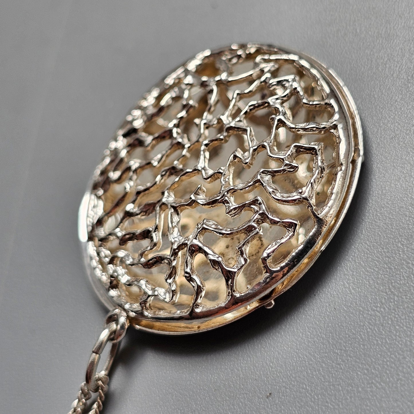Vintage Finnish Modernist Silver Mesh Necklace Pendant by Pekka Aulin Turkukorut
