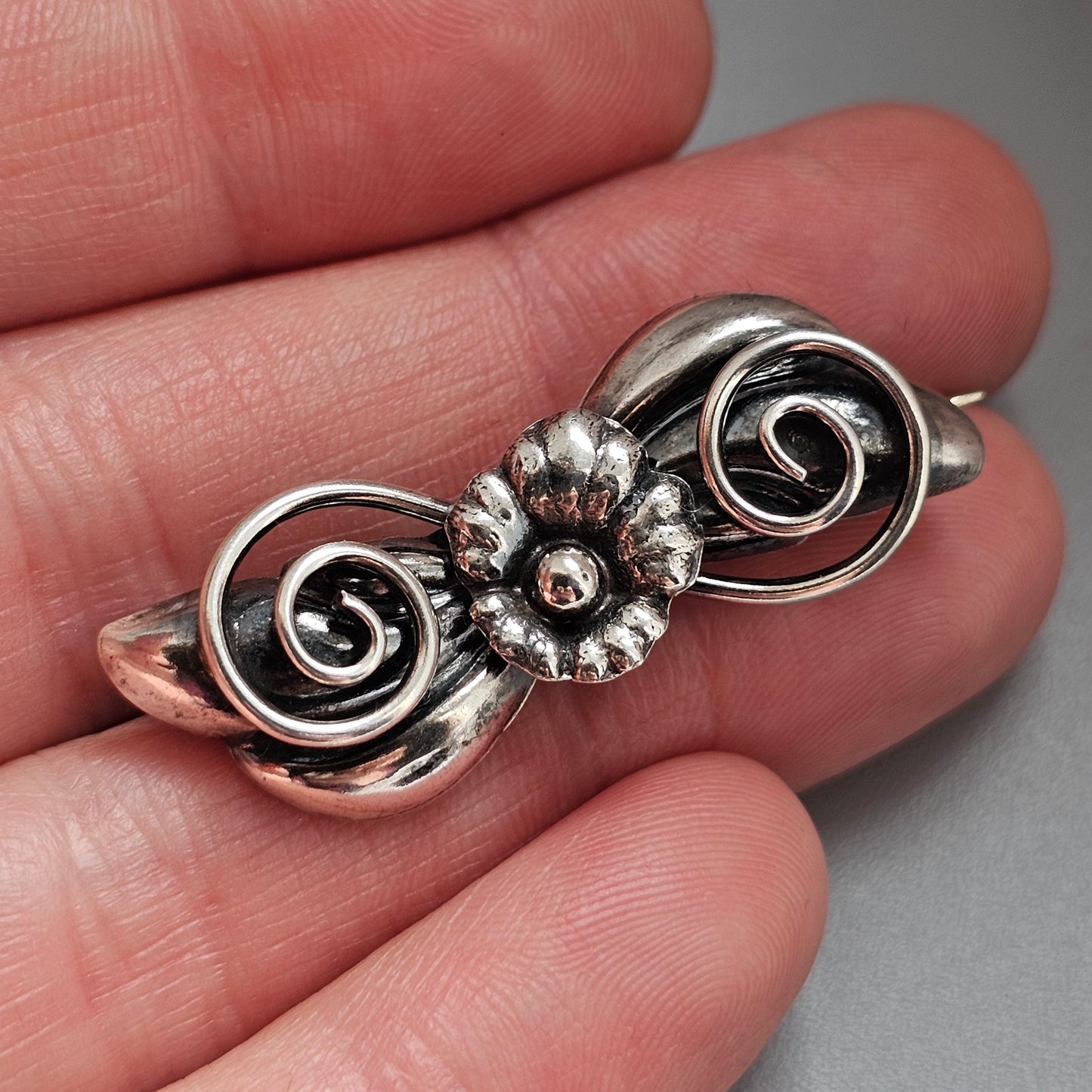Vintage 1950s MCM Hugo Grün & Co Swedish Silver Floral Brooch 1956
