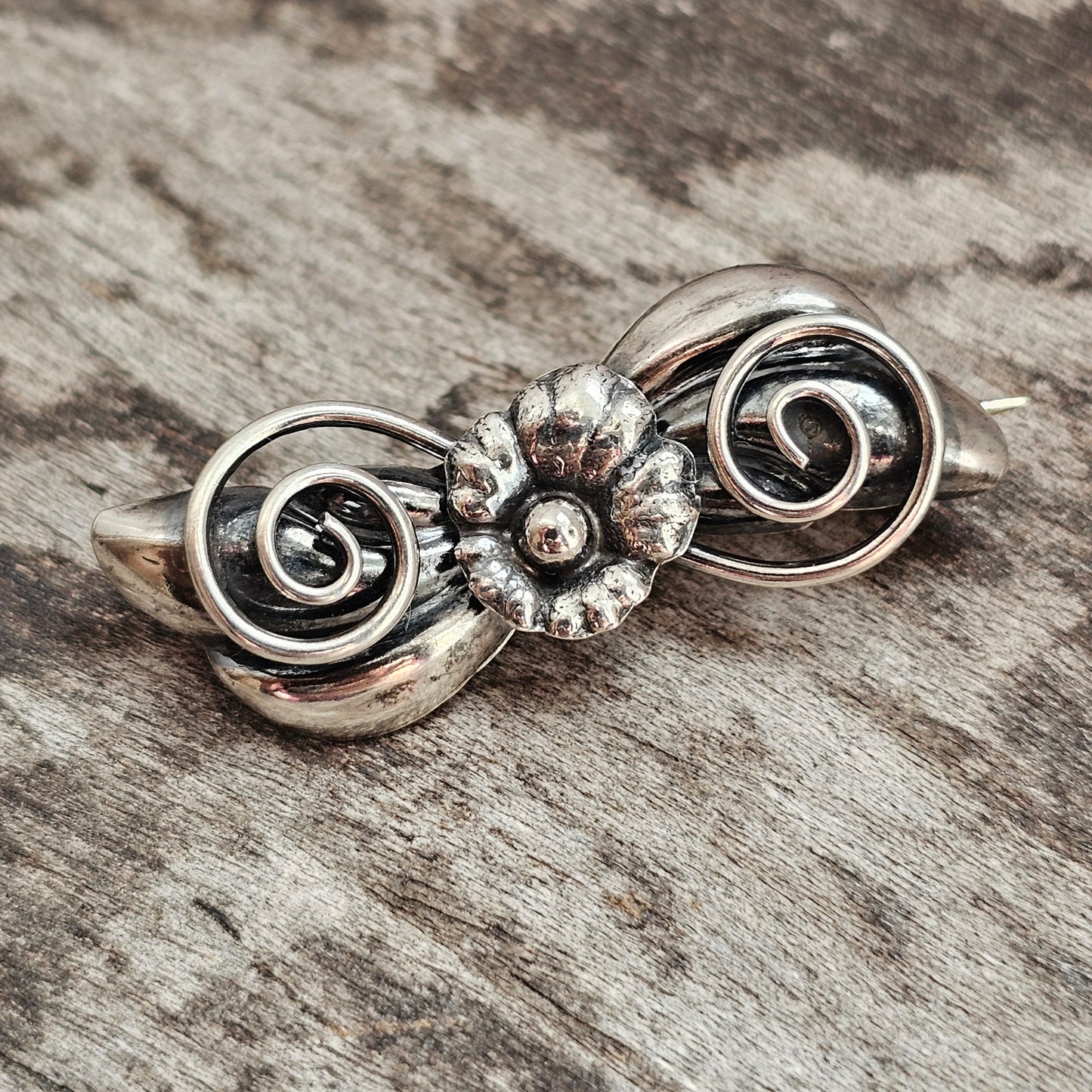 Vintage 1950s MCM Hugo Grün & Co Swedish Silver Floral Brooch 1956