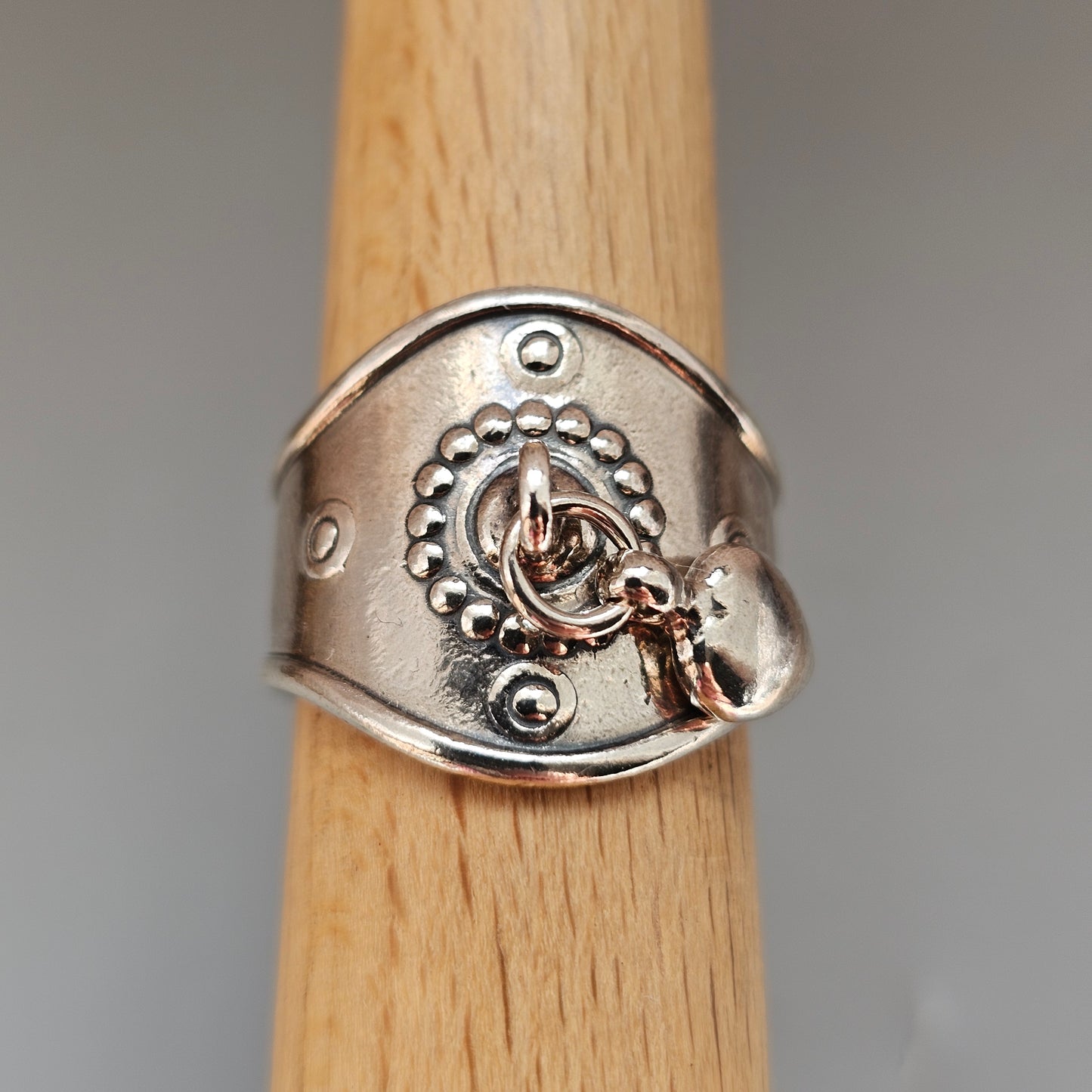 Vintage Finnish Kalevala Koru Dangly Heart Silver Ring