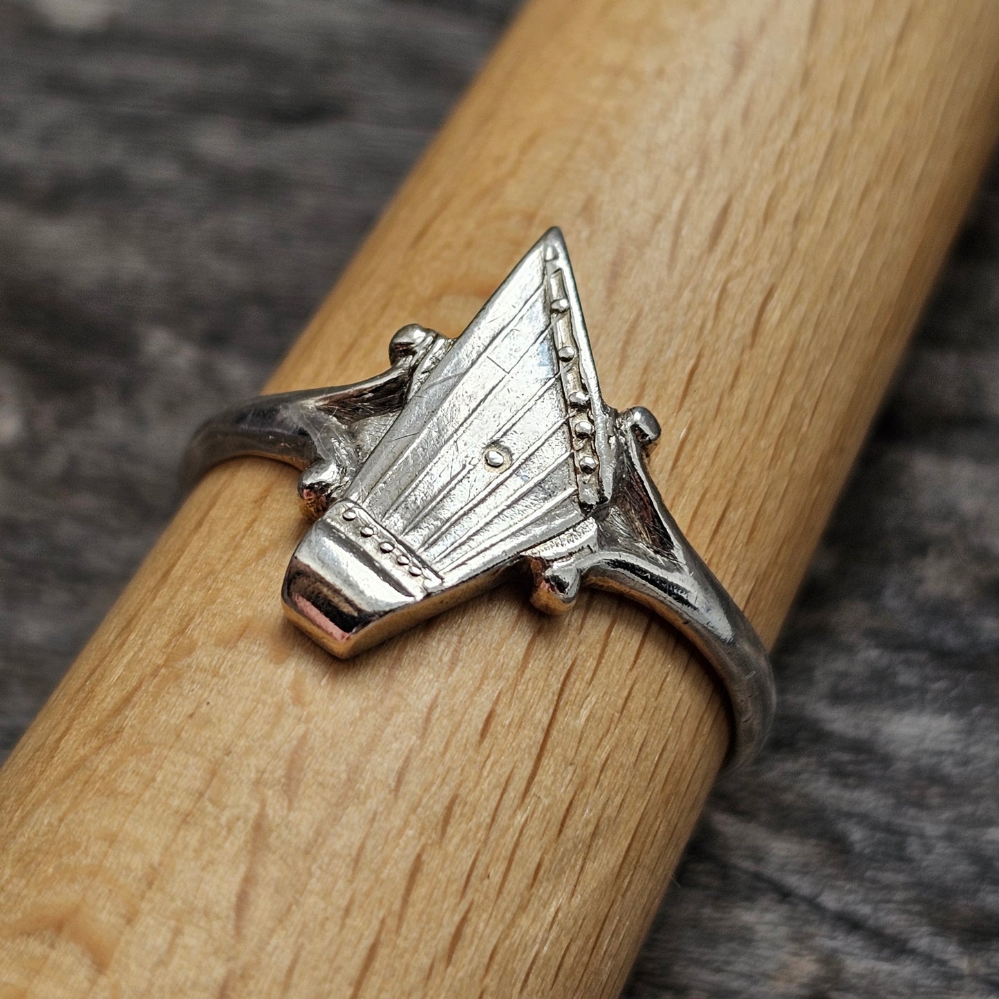 Vintage 1950s Art Deco Style Finnish Silver Kantele Harp Ring