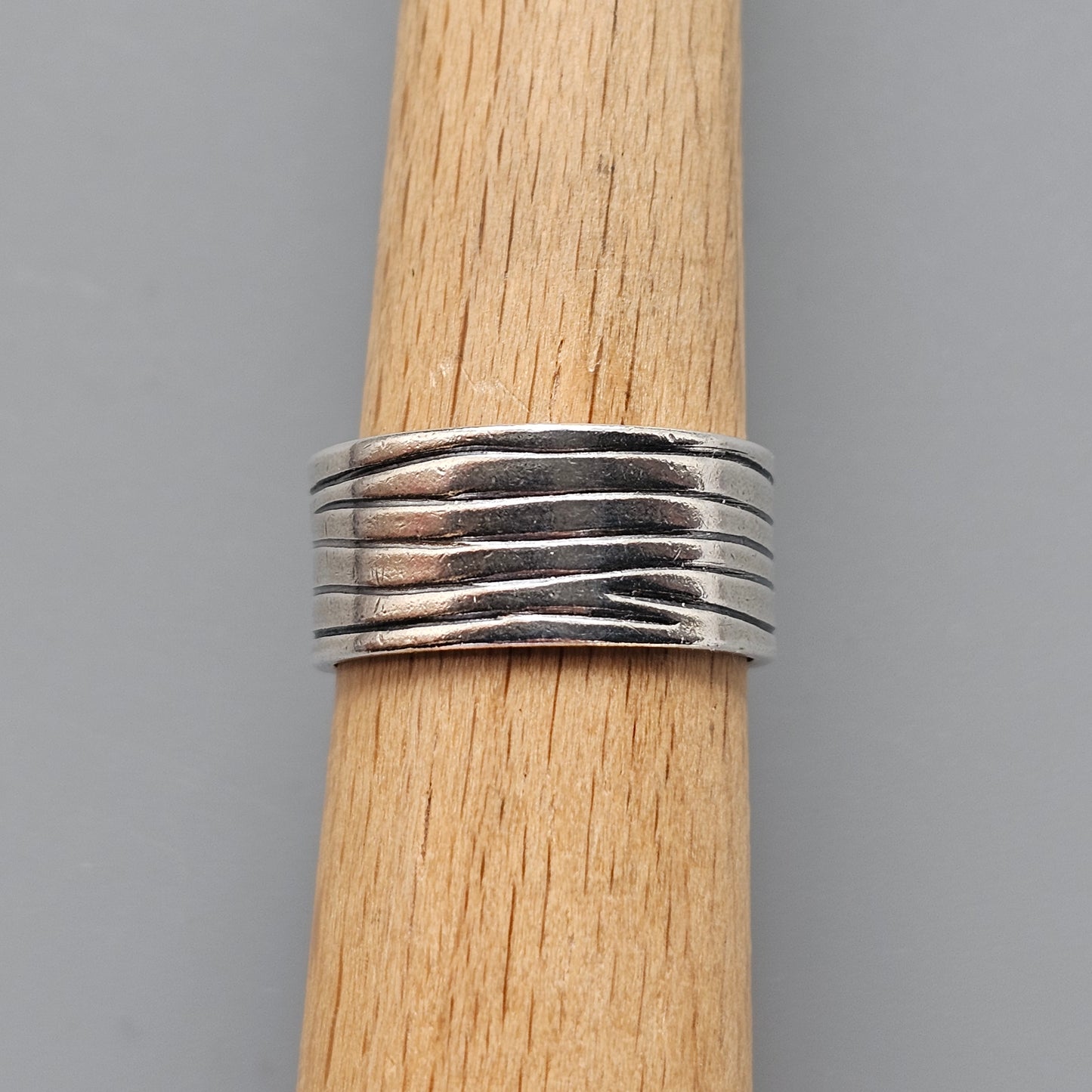 Kalevala Koru Finnish Sterling Silver Wide Ridged Band Ring