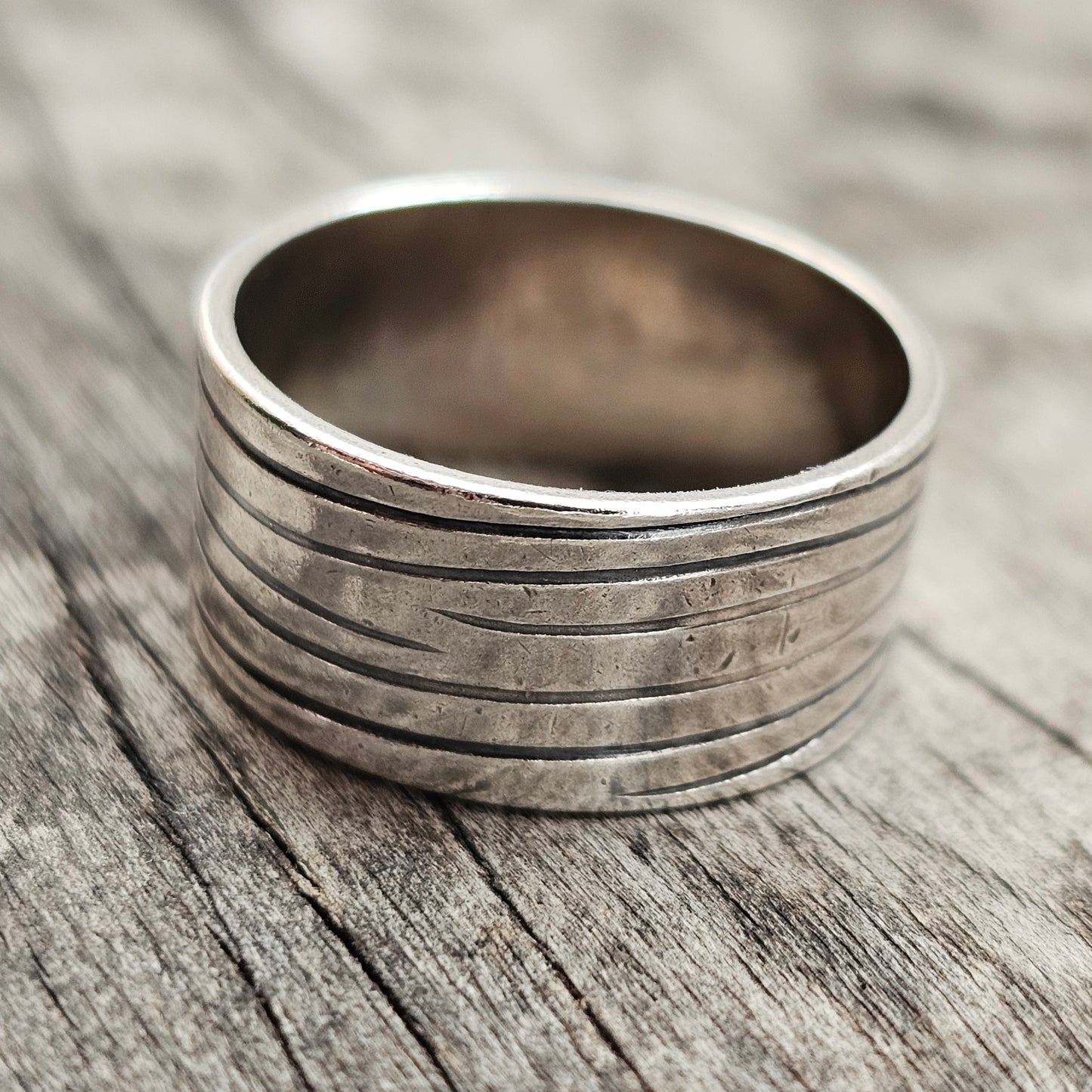 Kalevala Koru Finnish Sterling Silver Wide Ridged Band Ring