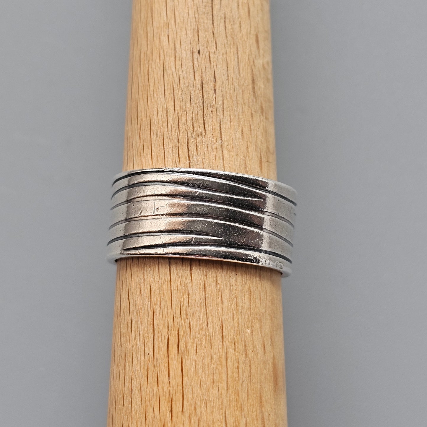 Kalevala Koru Finnish Sterling Silver Wide Ridged Band Ring