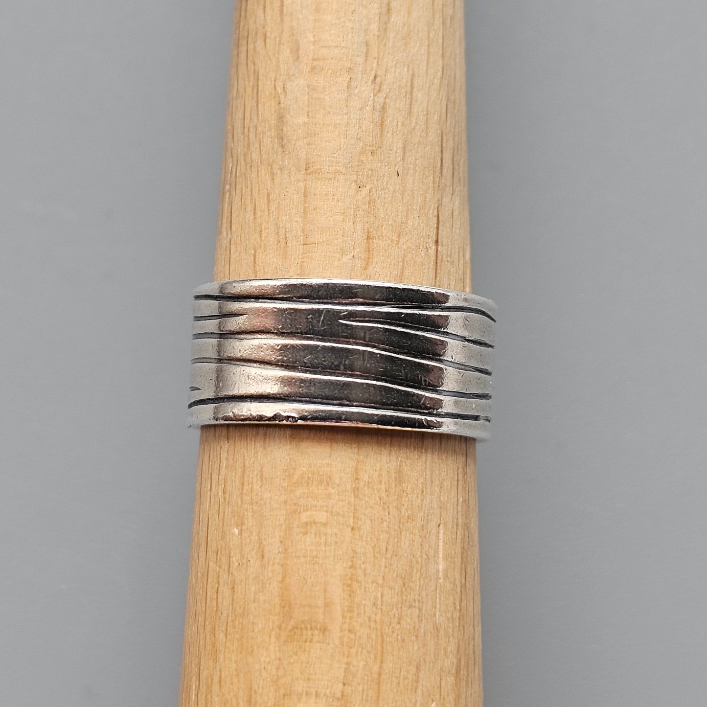 Kalevala Koru Finnish Sterling Silver Wide Ridged Band Ring