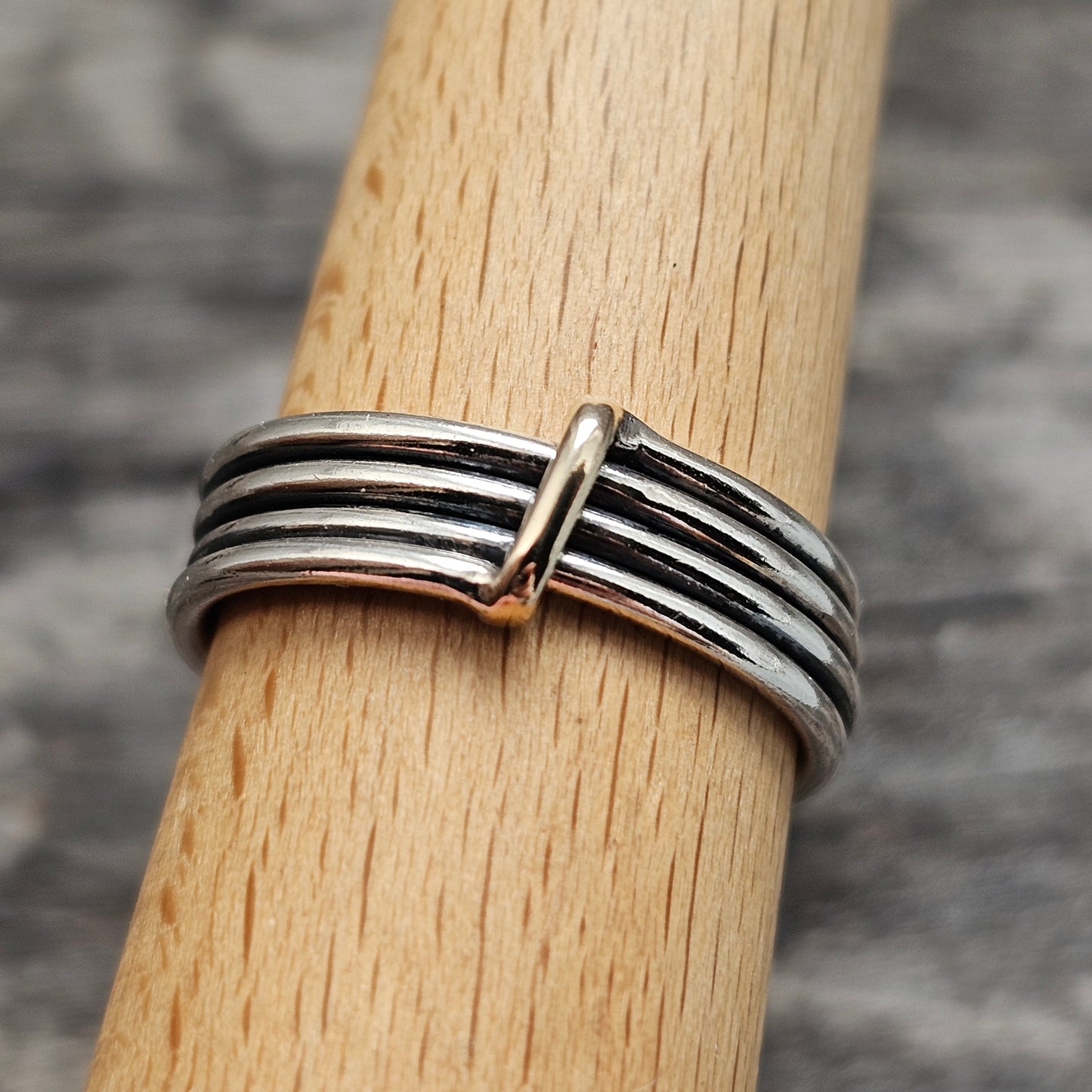 Contemporary Danish Sterling Silver Multi Band Ring Guld og Sølv Design