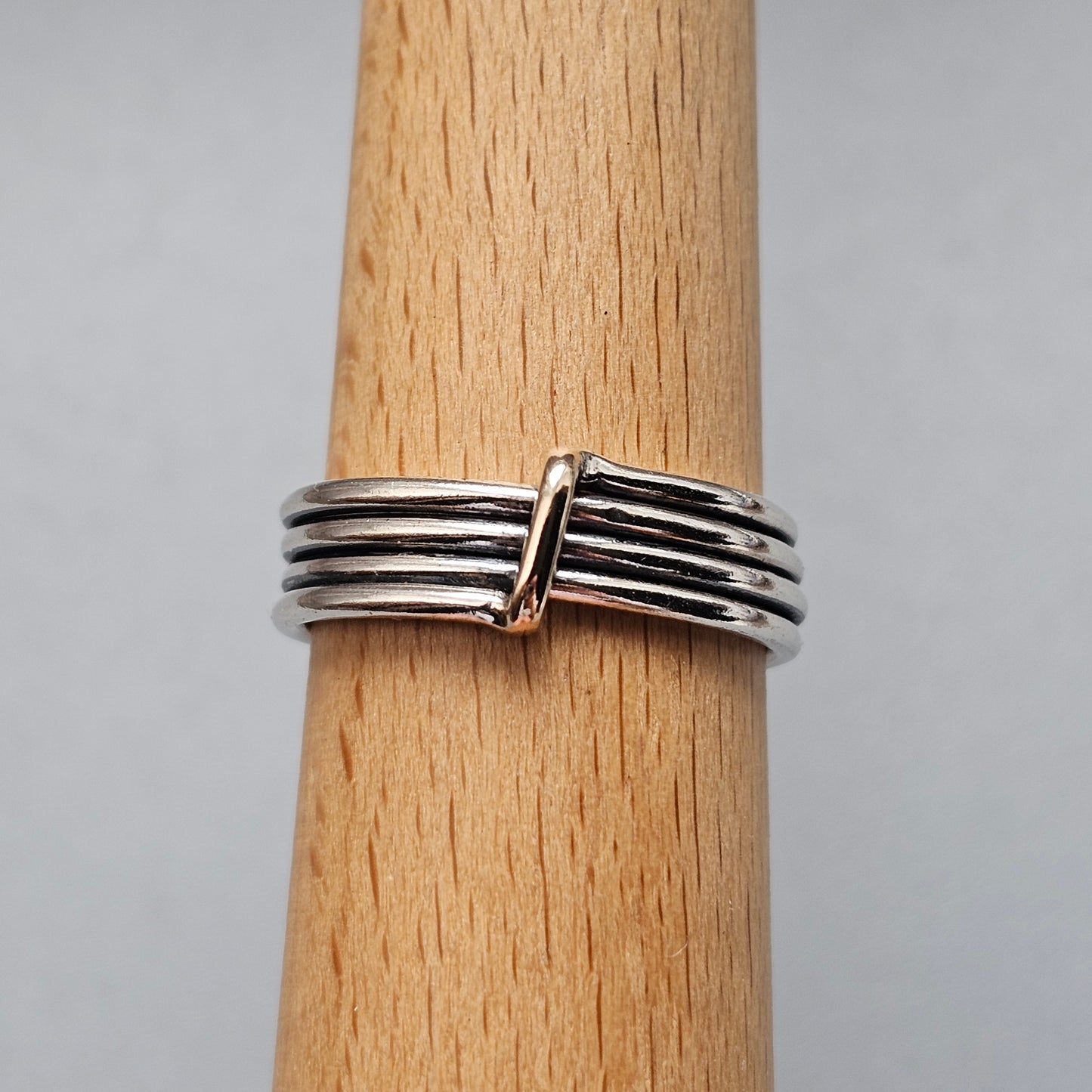 Contemporary Danish Sterling Silver Multi Band Ring Guld og Sølv Design