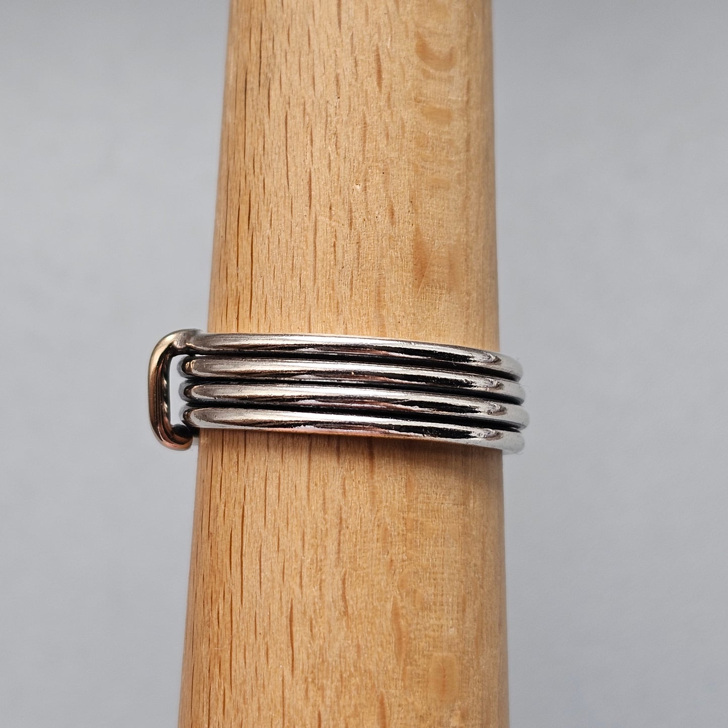 Contemporary Danish Sterling Silver Multi Band Ring Guld og Sølv Design