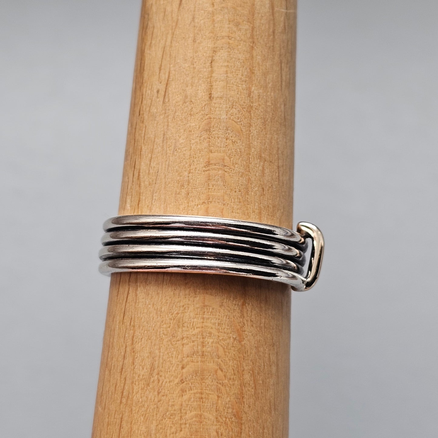 Contemporary Danish Sterling Silver Multi Band Ring Guld og Sølv Design
