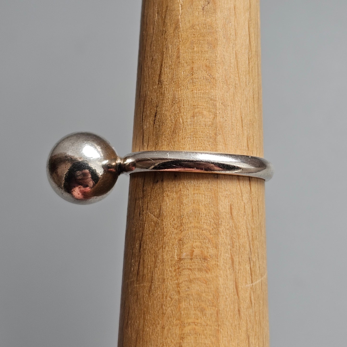 Vintage Finnish Ilmari Puhakka Sterling Silver Modernist Ball Ring