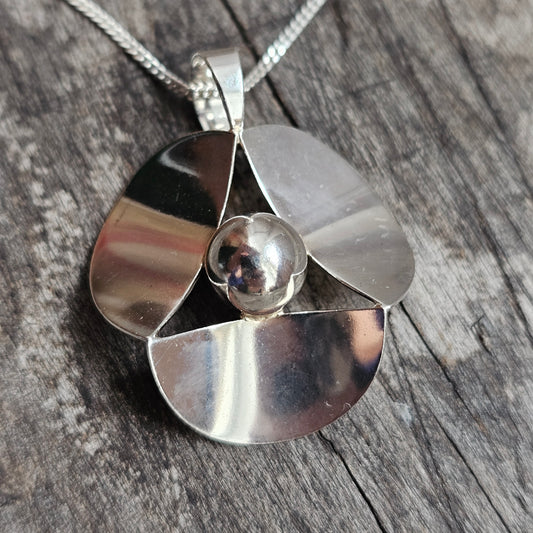 Vintage Kultaseppa Salovaara Sterling Silver Finnish Modernist Necklace Pendant