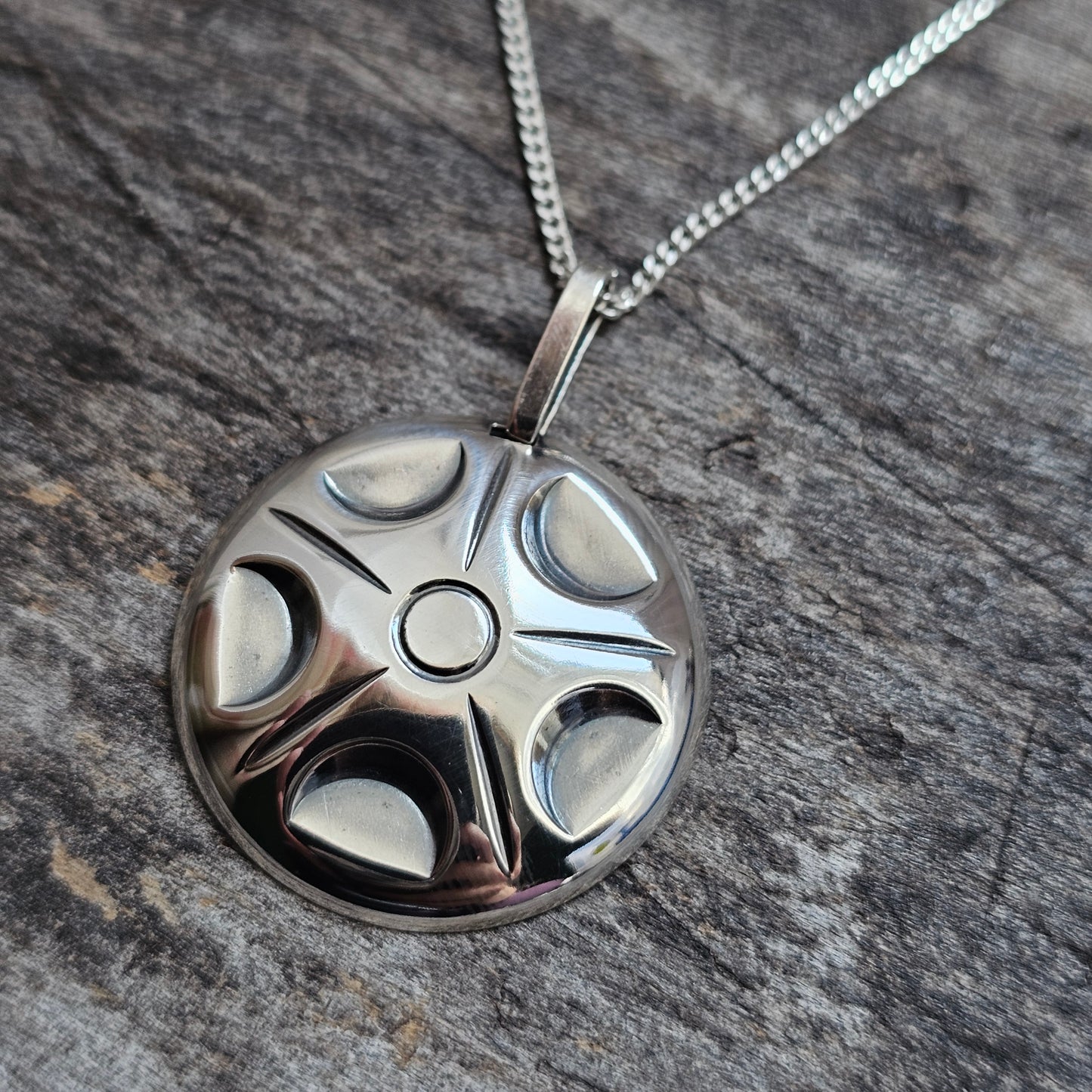 Vintage 1960s Jalosepot Finnish Mid Century Modernist Silver Necklace Pendant 1963