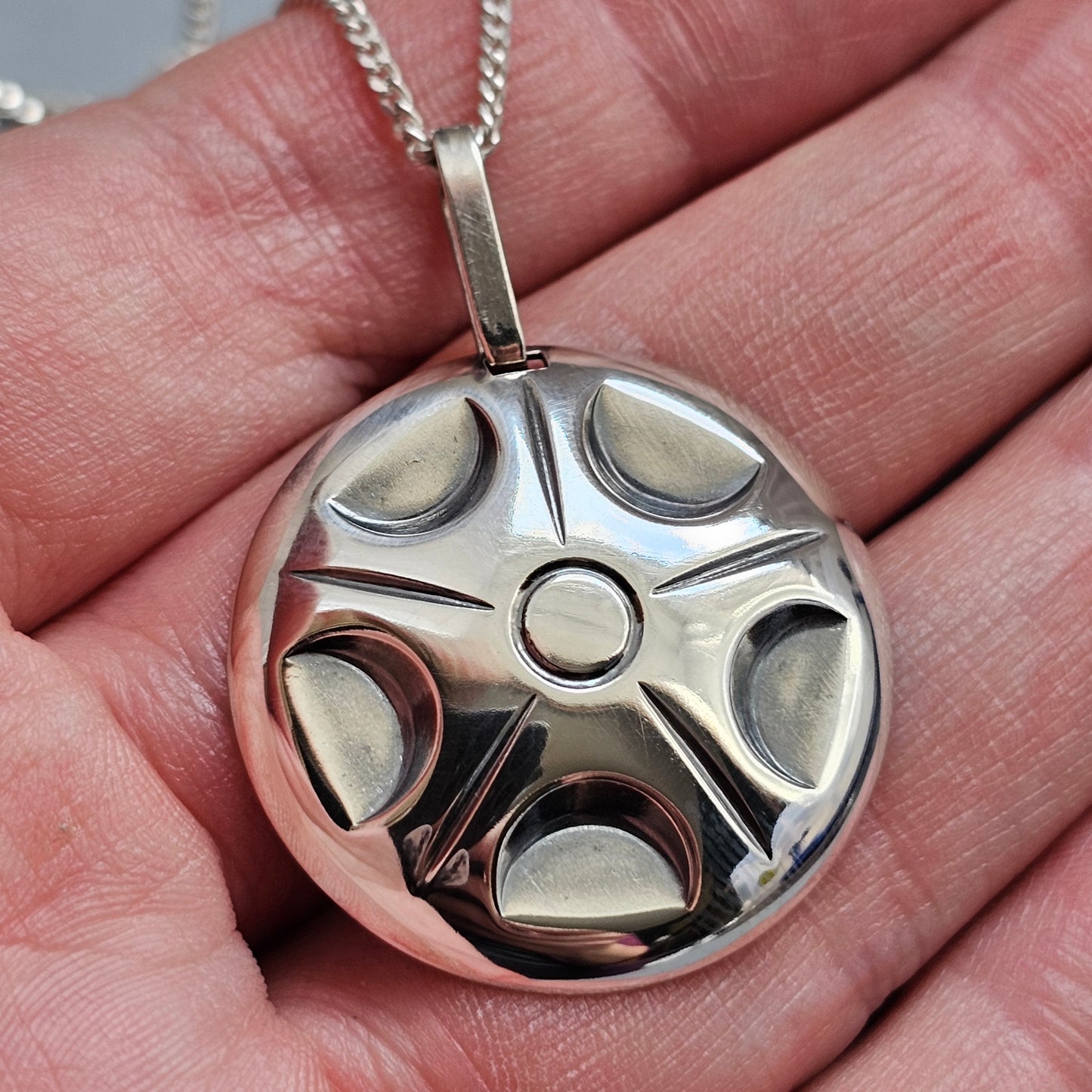 Vintage 1960s Jalosepot Finnish Mid Century Modernist Silver Necklace Pendant 1963