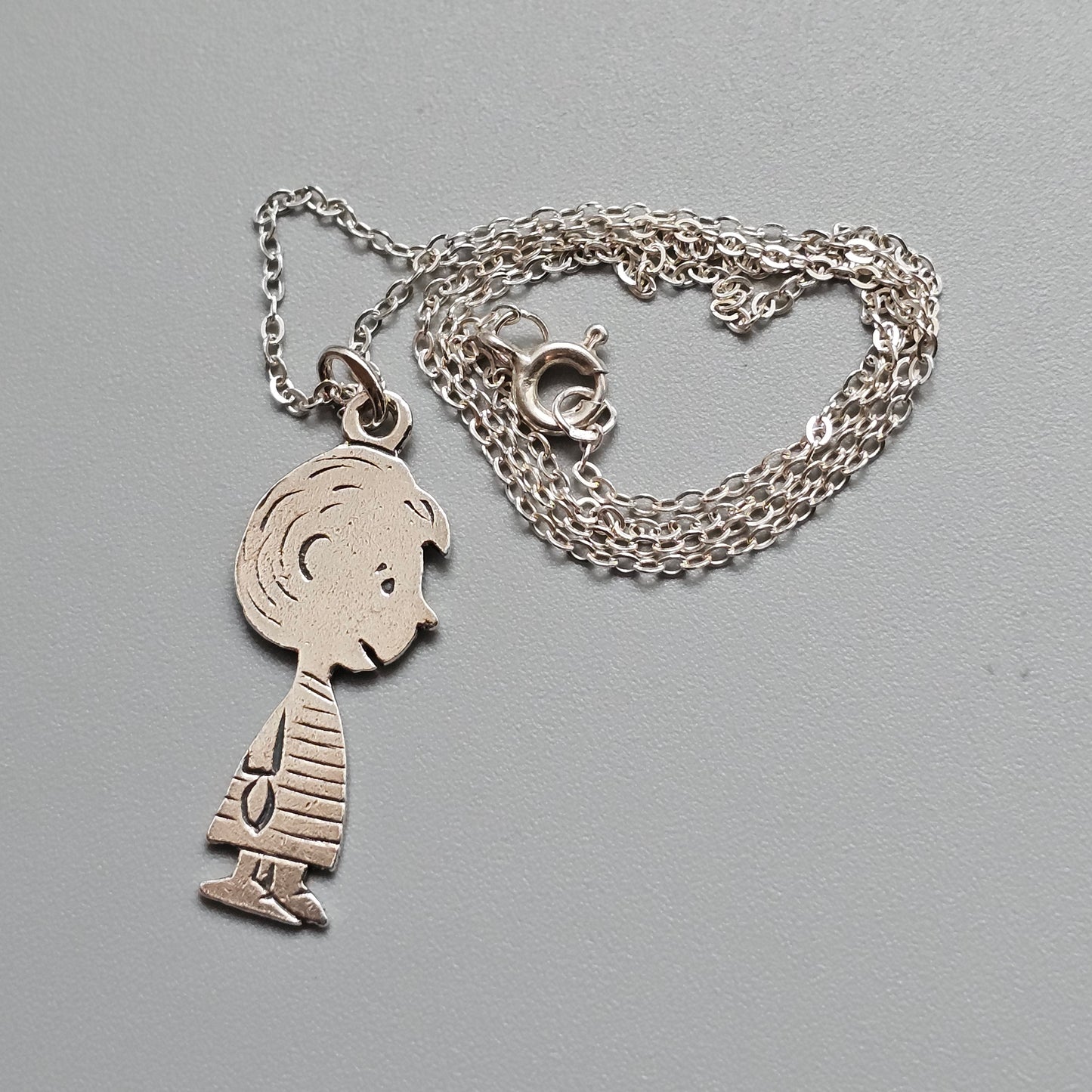 Vintage Peanuts Linus Character Silver Necklace Pendant Cartoon
