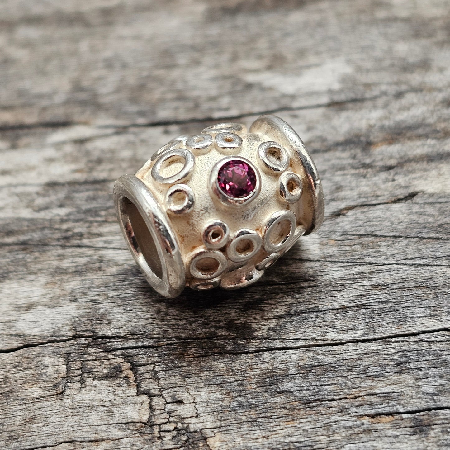 Vintage Kalevala Koru Lapsi Sterling Silver Red Stone Barrel Charm Pendant