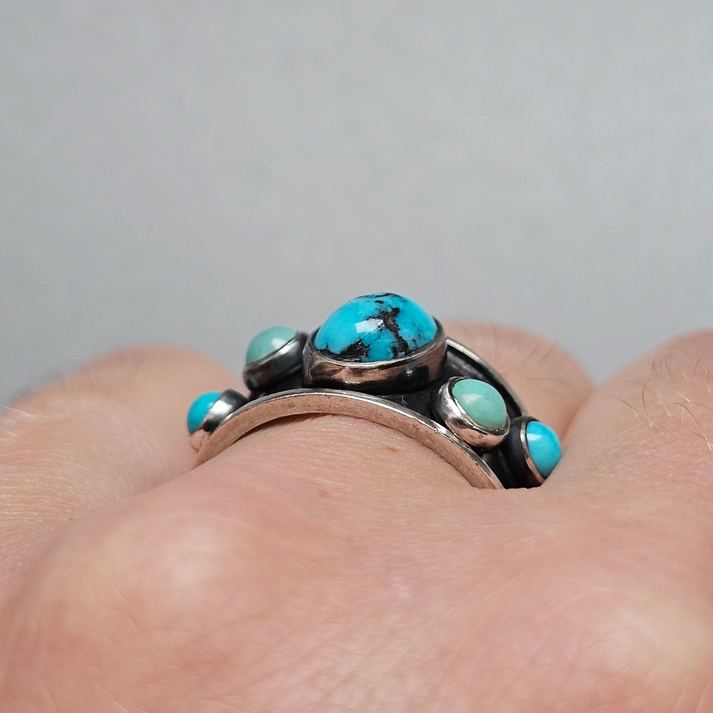 Vintage 1960s Southwestern Native American Style Sterling Silver Turquoise Ring