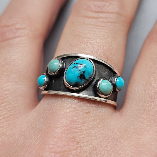 Vintage 1960s Southwestern Native American Style Sterling Silver Turquoise Ring