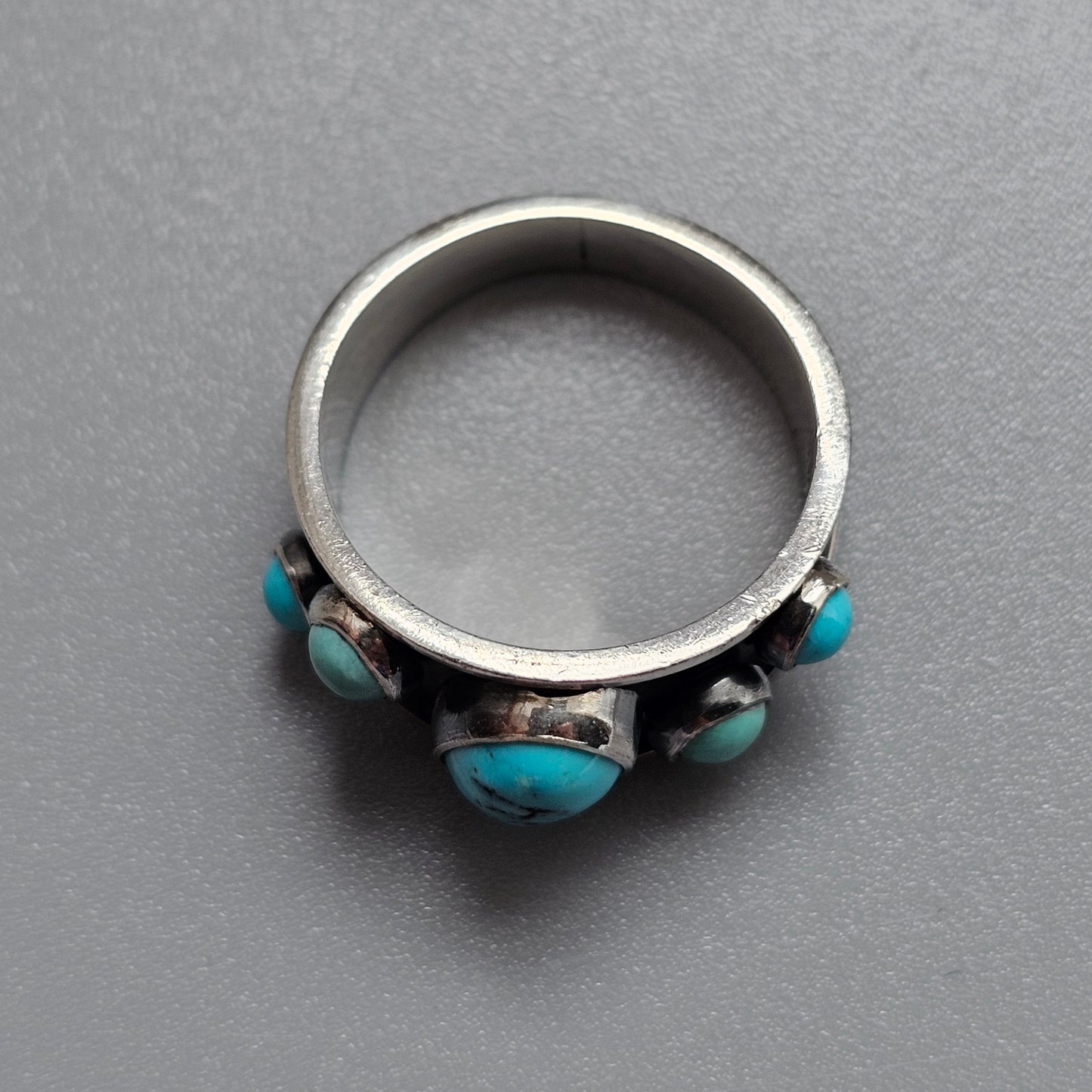 Vintage 1960s Southwestern Native American Style Sterling Silver Turquoise Ring