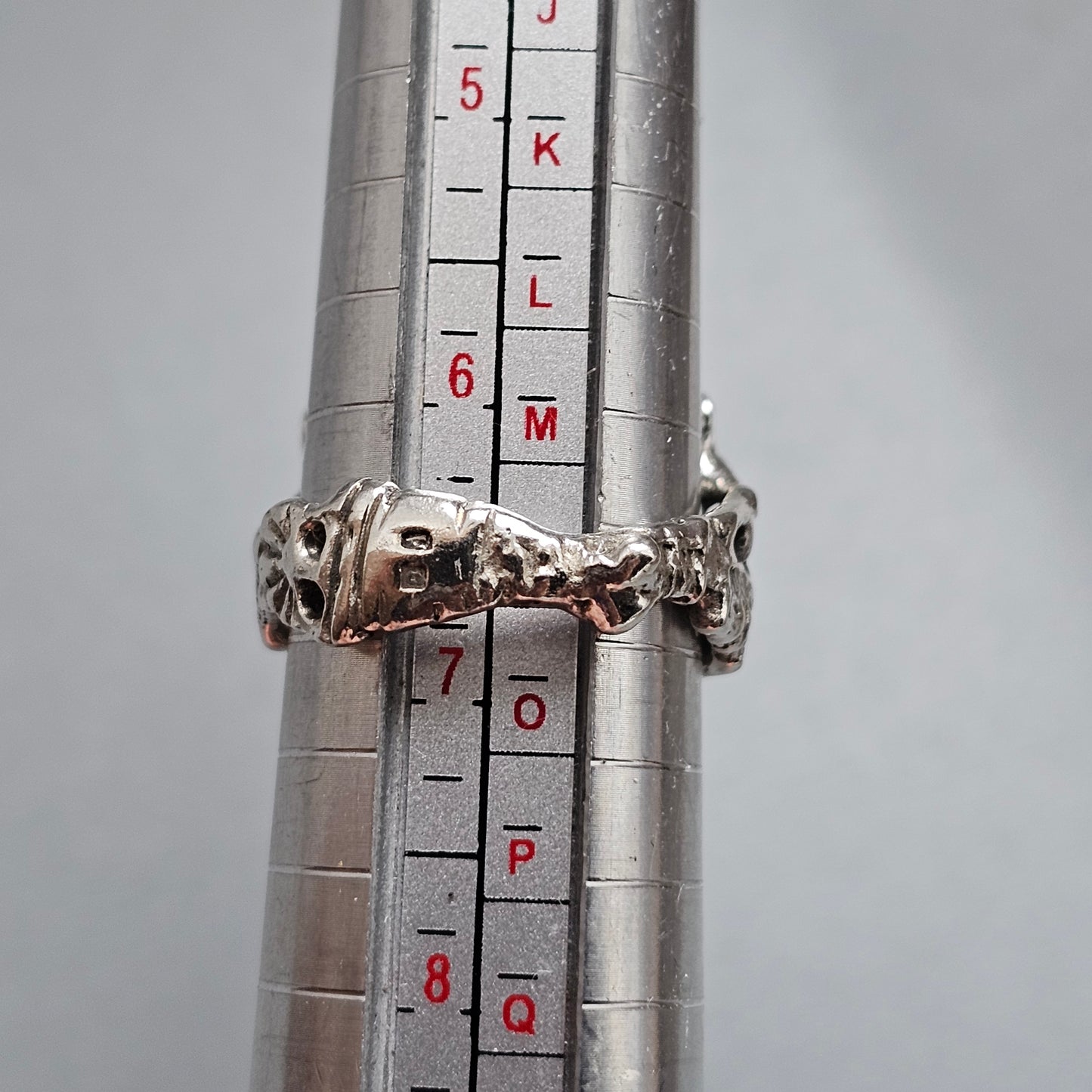 Contemporary Andrei Balašov MASK Sterling Silver Cubic Zirconia Sculptural Ring Estonia