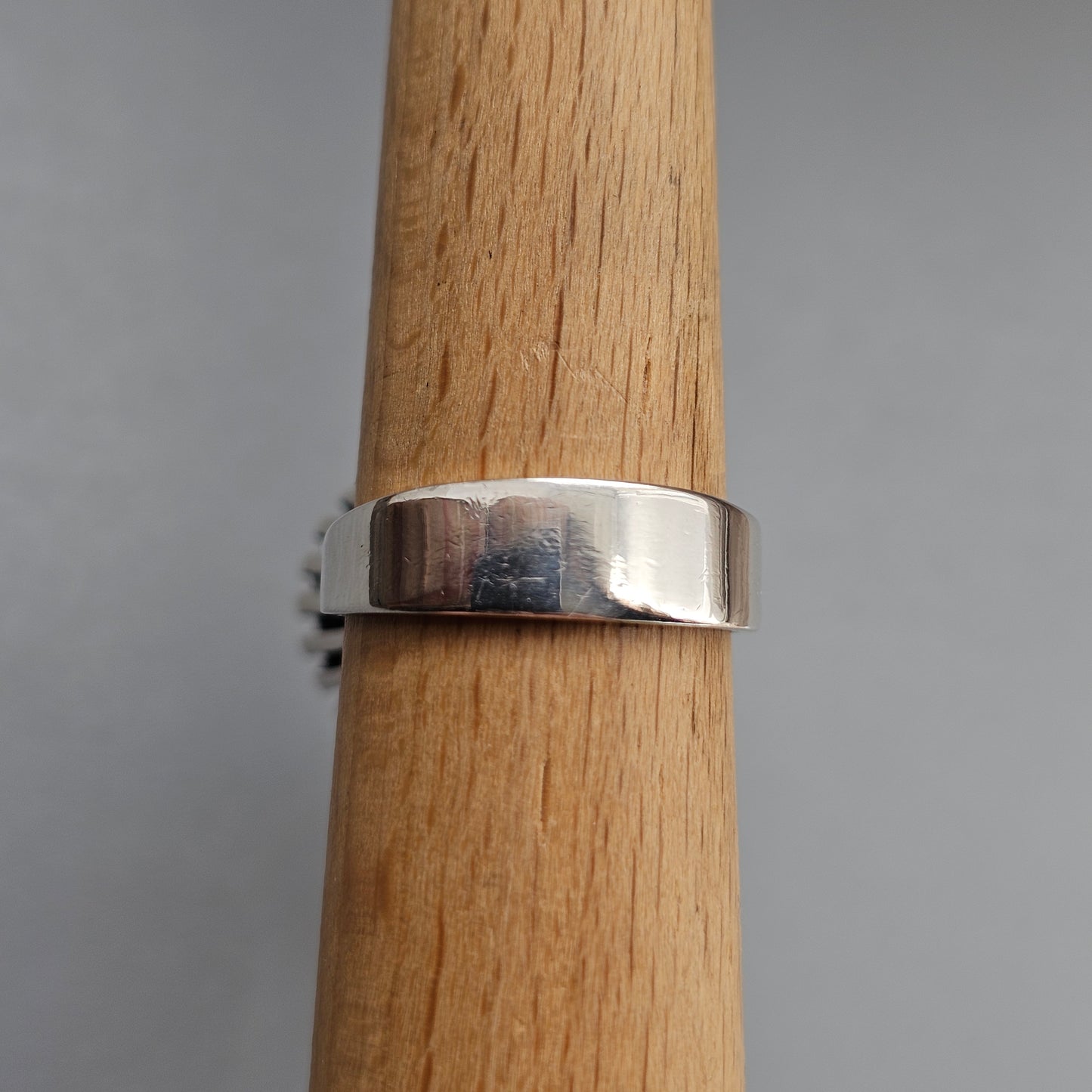 Vintage 1960s Erik Granit Finnish Silver Spectrolite Modernist Ring 1968