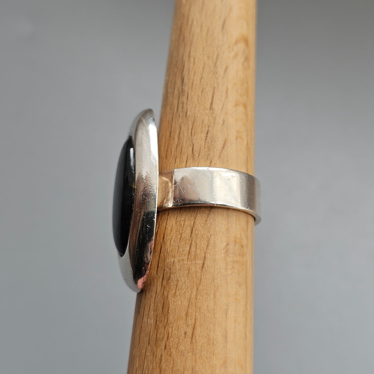 Kalevala Koru Mirjam Salminen 'Elegant' Sterling Silver Spectrolite Ring
