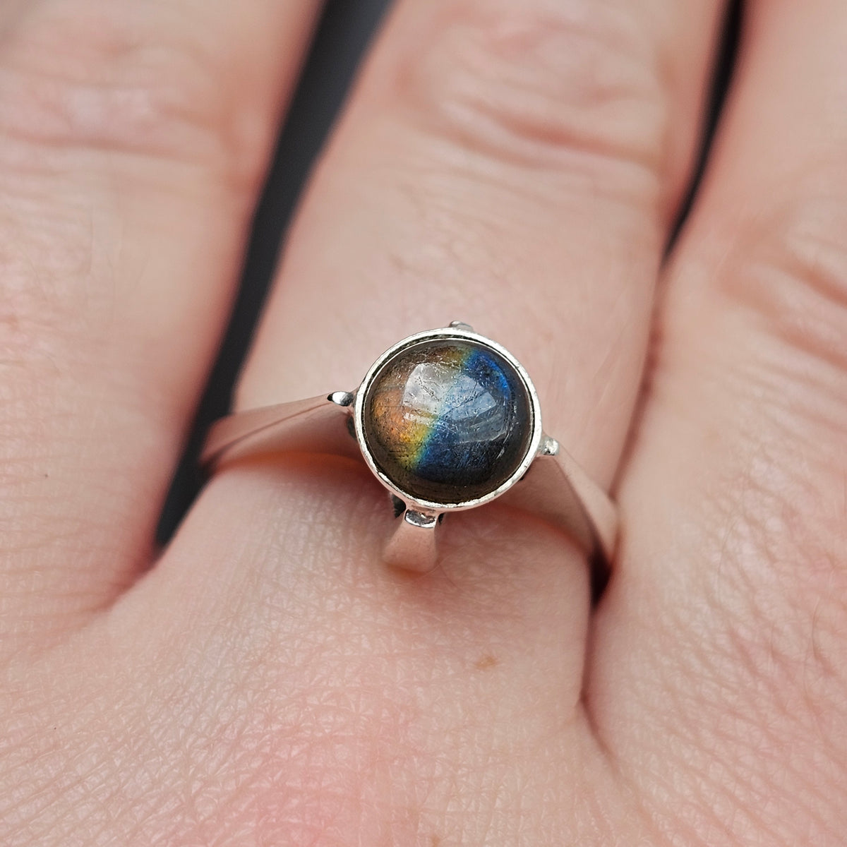 Vintage 1970s Matti Hyvärinen Finnish Sterling Silver Spectrolite Ring