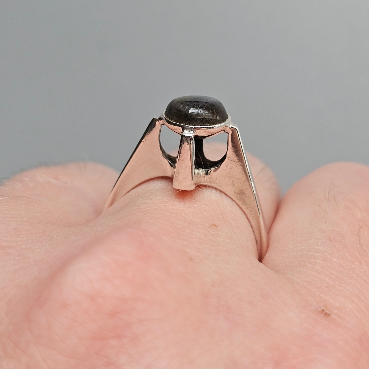 Vintage 1970s Matti Hyvärinen Finnish Sterling Silver Spectrolite Ring