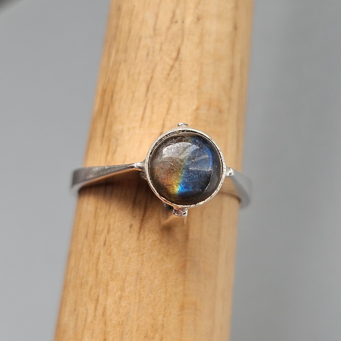 Vintage 1970s Matti Hyvärinen Finnish Sterling Silver Spectrolite Ring