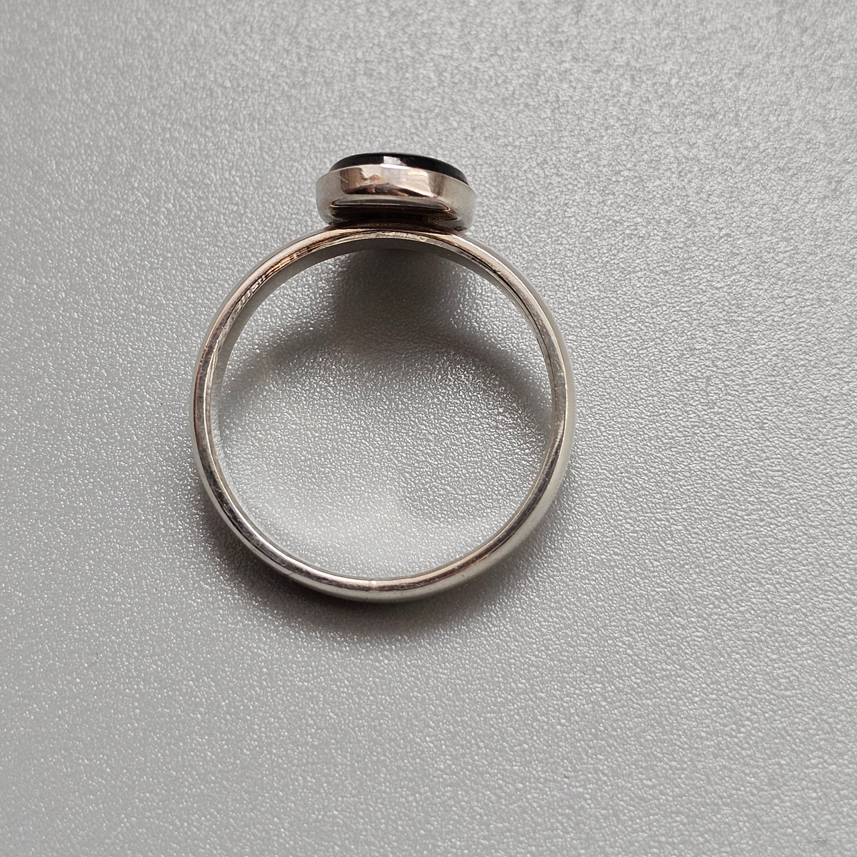 Contemporary Finnish Sterling Silver Spectrolite Ring