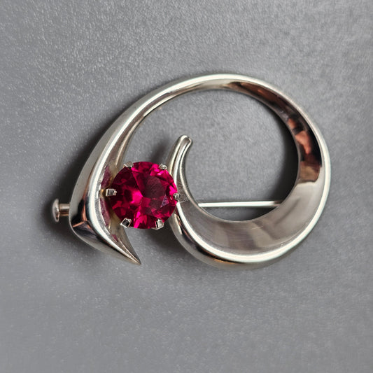 Vintage Kultaseppä Salovaara Finnish Sterling Silver Synthetic Ruby Brooch