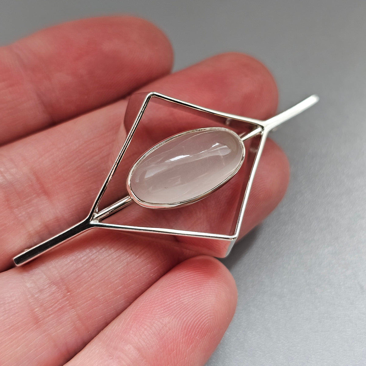 Vintage 1960s Kultaseppä Salovaara Finnish Silver Rose Quartz Modernist Brooch