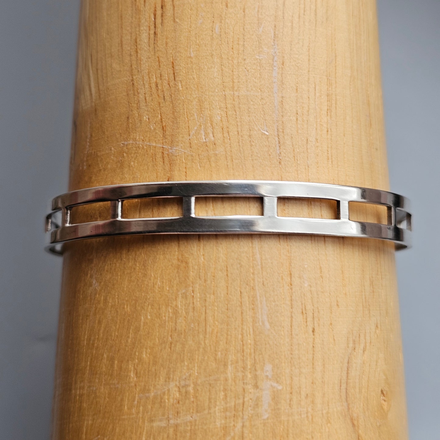 Vintage 1960s Turun Hopea Finnish Silver Tiger's Eye Modernist Bangle 1964