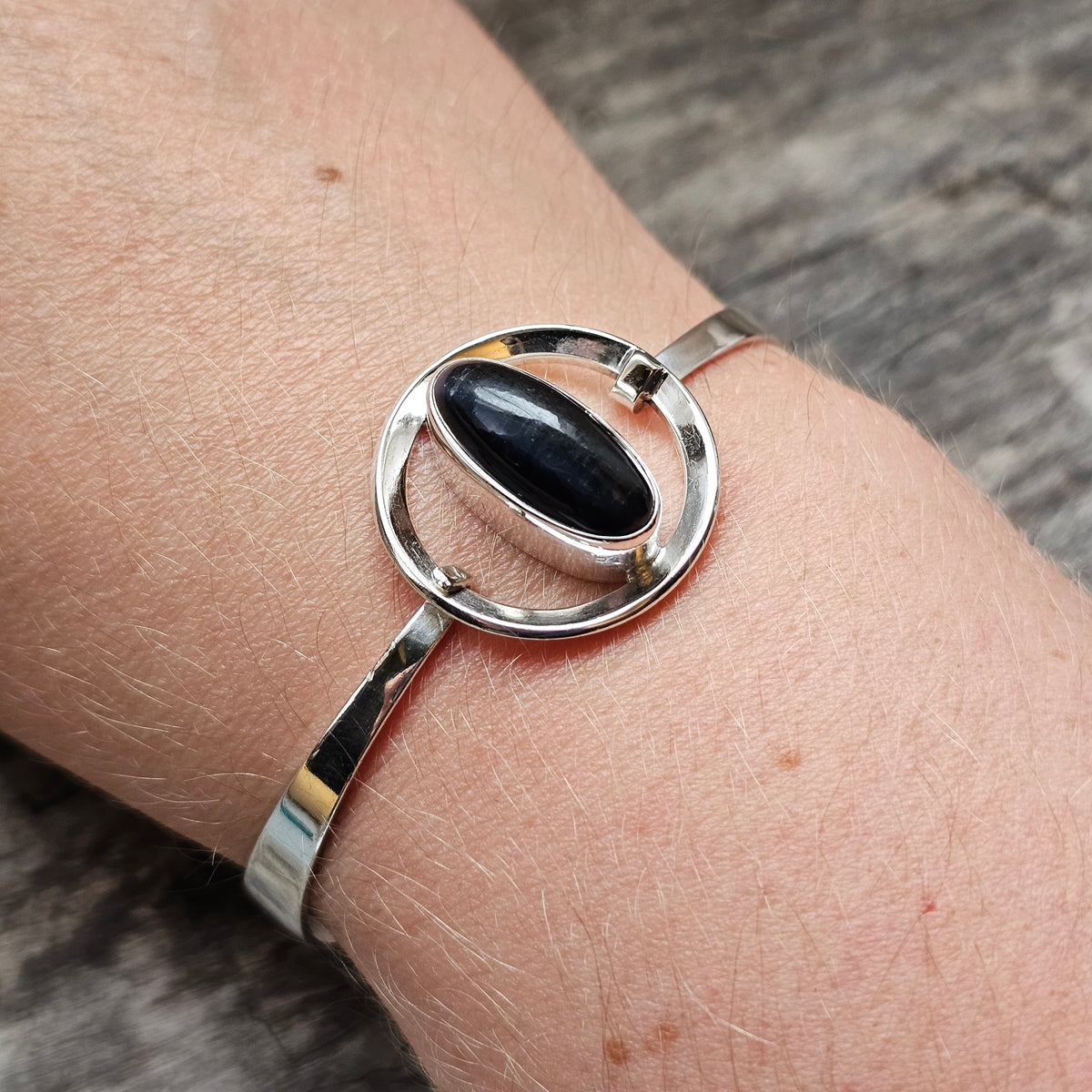 Vintage 1960s Erik Granit Finnish Silver Blue Tiger's Eye Modernist Bangle 1962